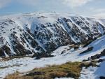 Contemplating the steep plunge down to Threshthwaite Mouth.